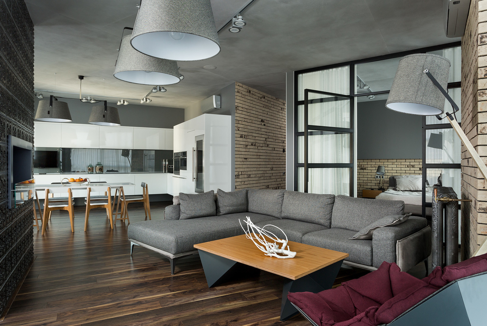 Игры в лофт