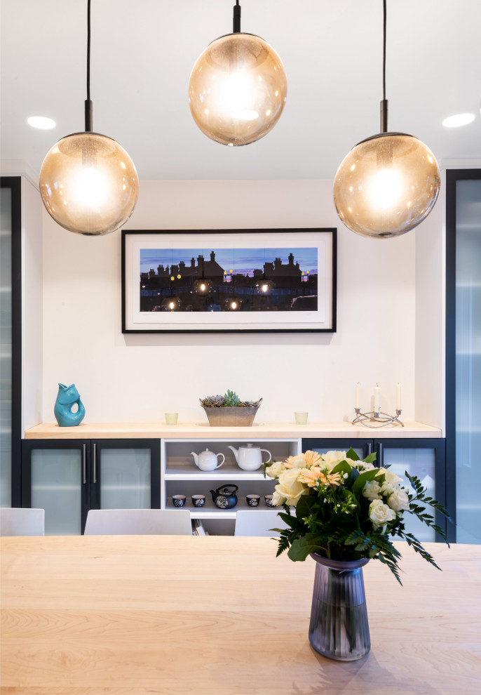 Crescent Grove Home - New Kitchen Dinner