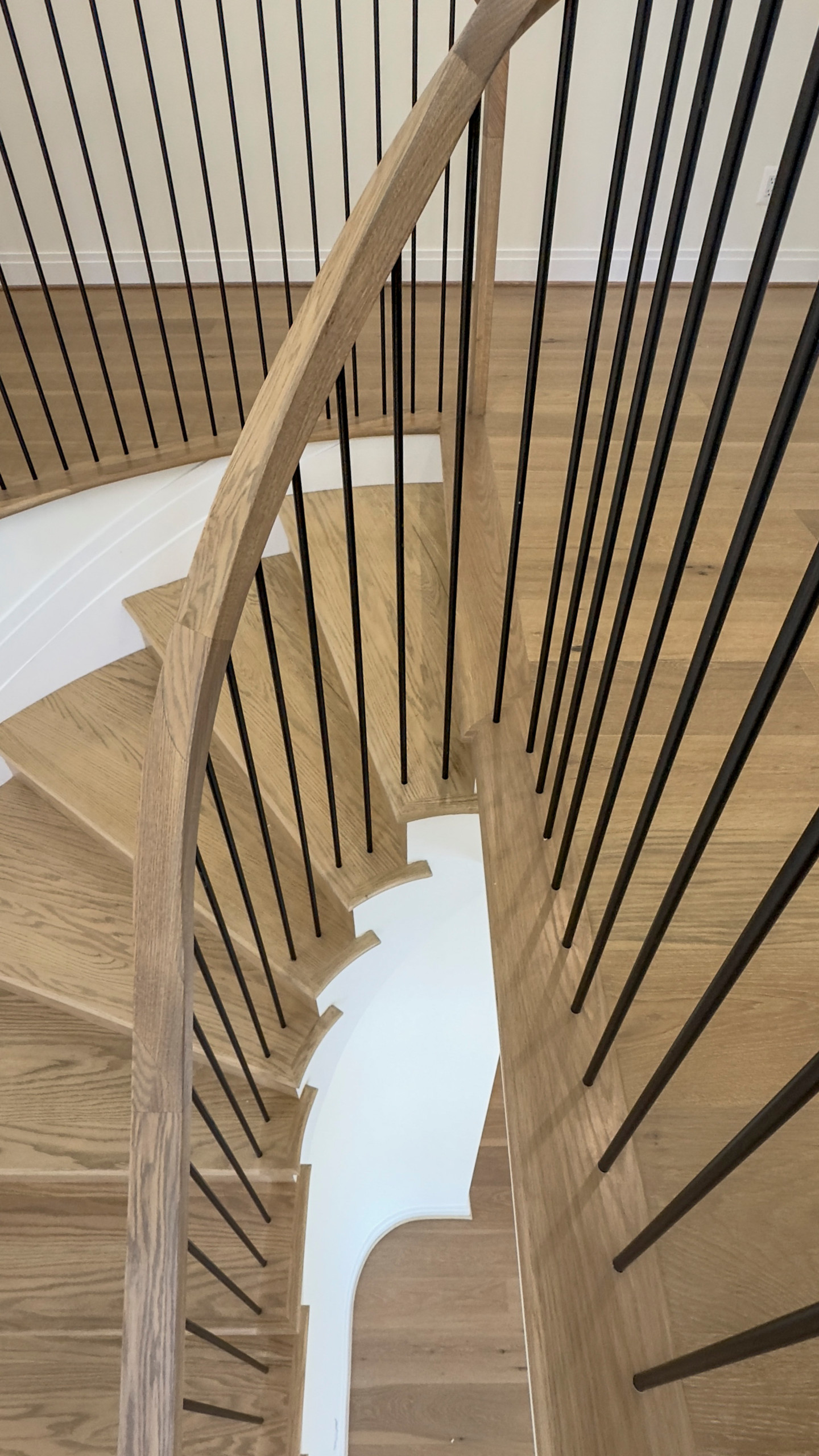 144_Attractive Transitional Staircase in Impressive Modern Home, Vienna VA 22180
