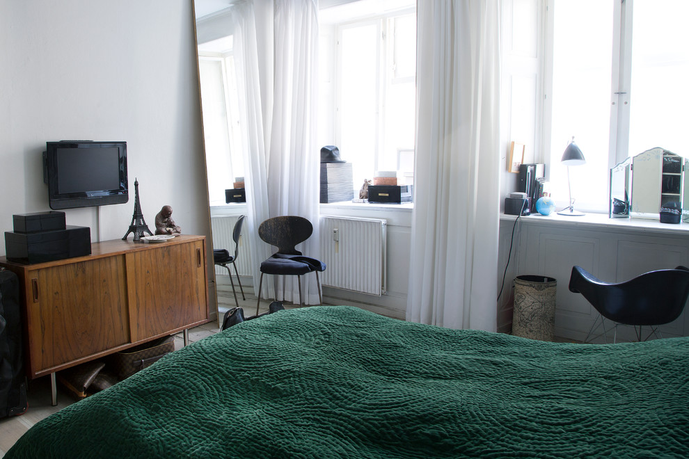 Design ideas for a scandinavian bedroom in Copenhagen.