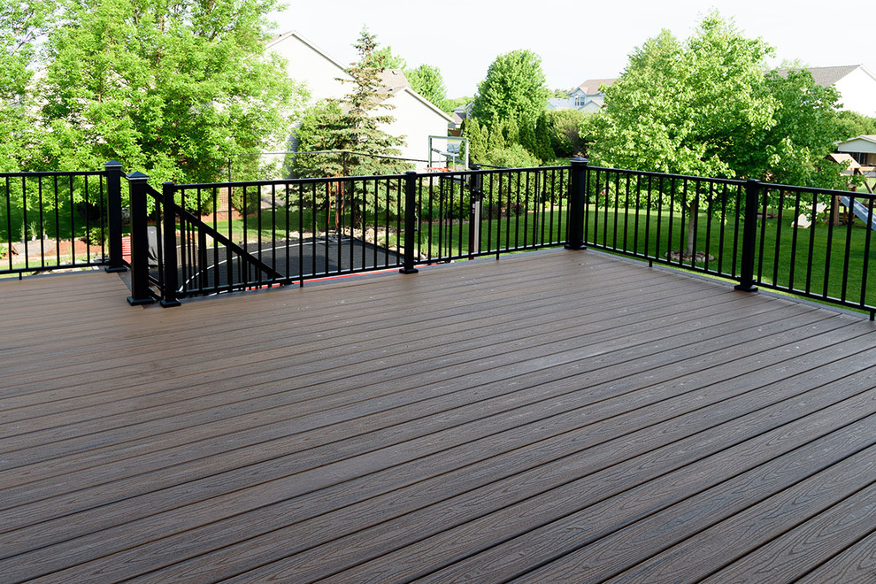 Inspiration for a contemporary deck in Minneapolis.