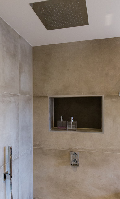 Ablage in der Dusche in die Wand eingelassen - Modern - Badezimmer - Frankfurt am Main - von raum-bad.de | Frank Rohr