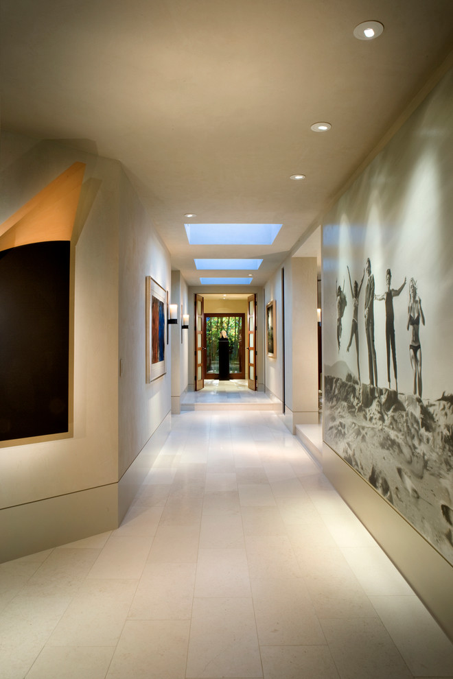 This is an example of a contemporary hallway in Orange County.