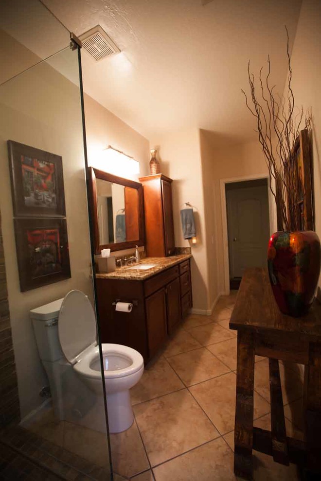 Transitional bathroom photo in Phoenix