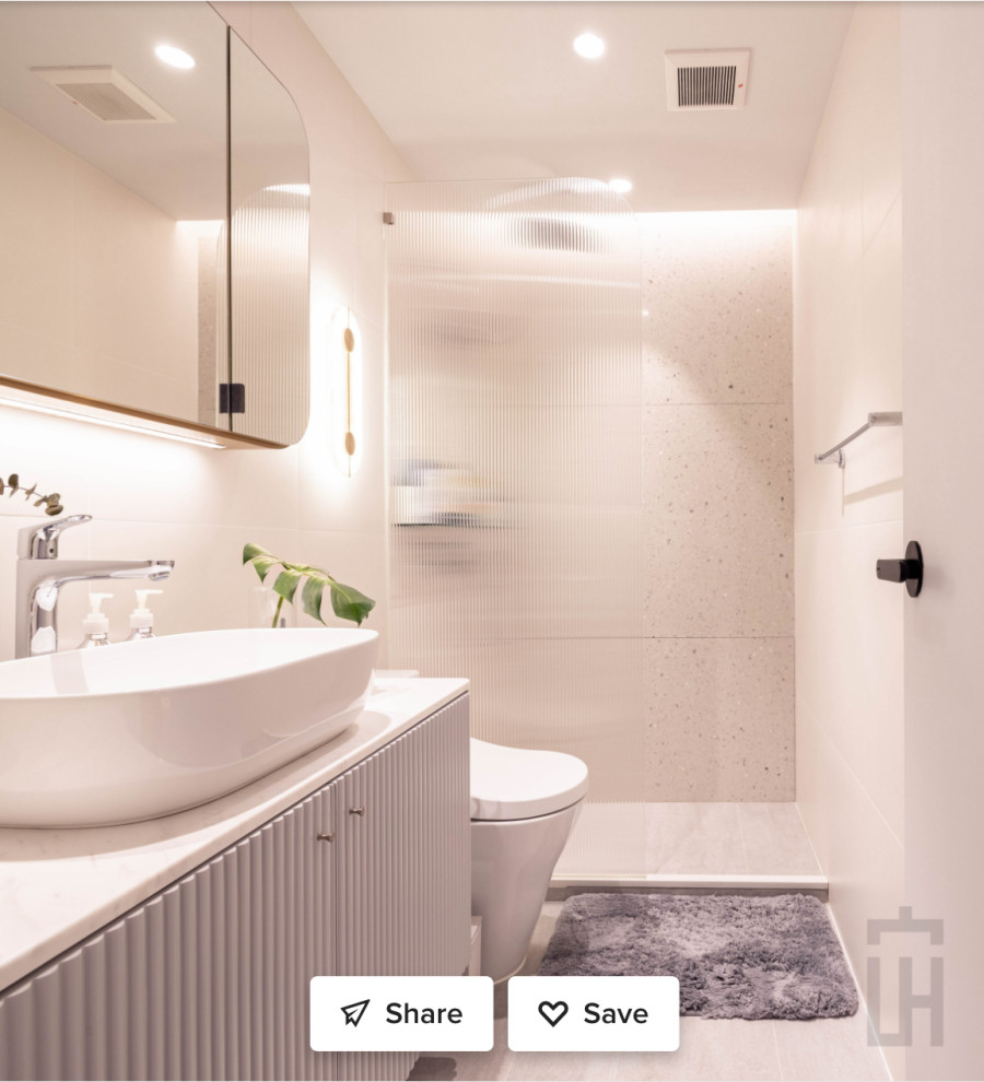 Fluted Glass, Open Shower
