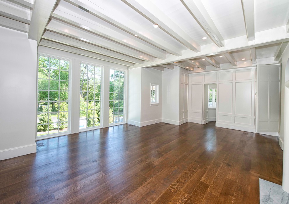 Inspiration for a transitional home design remodel in Charlotte