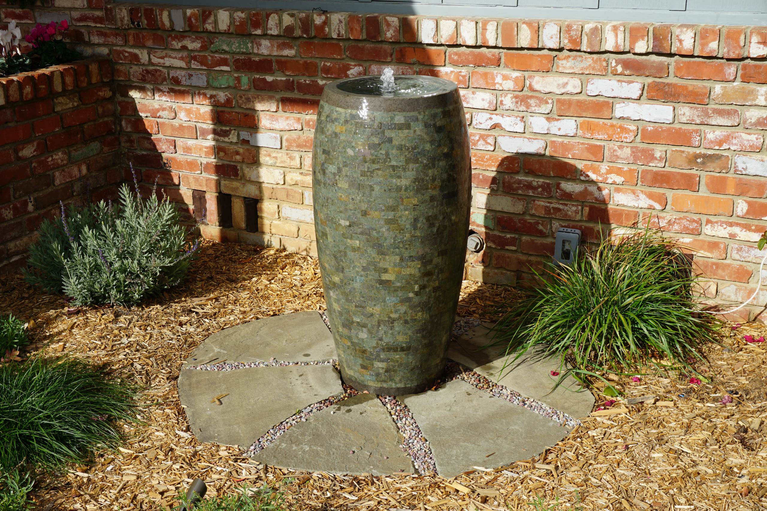 Farmhouse Water Fountains Outdoor Best Decorations