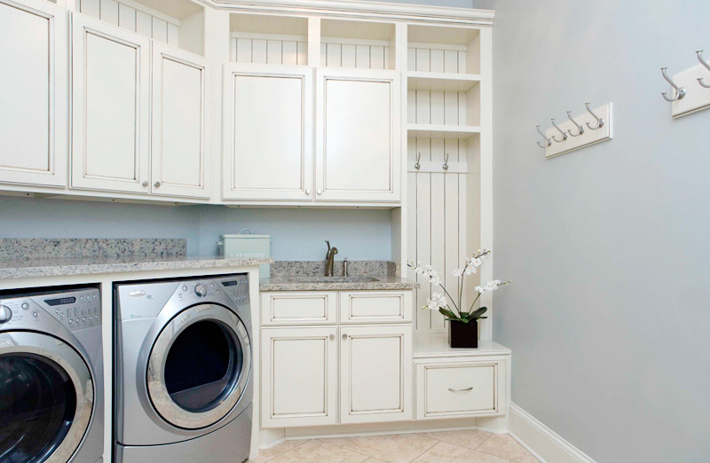 Inspiration for a traditional laundry room in Nashville.