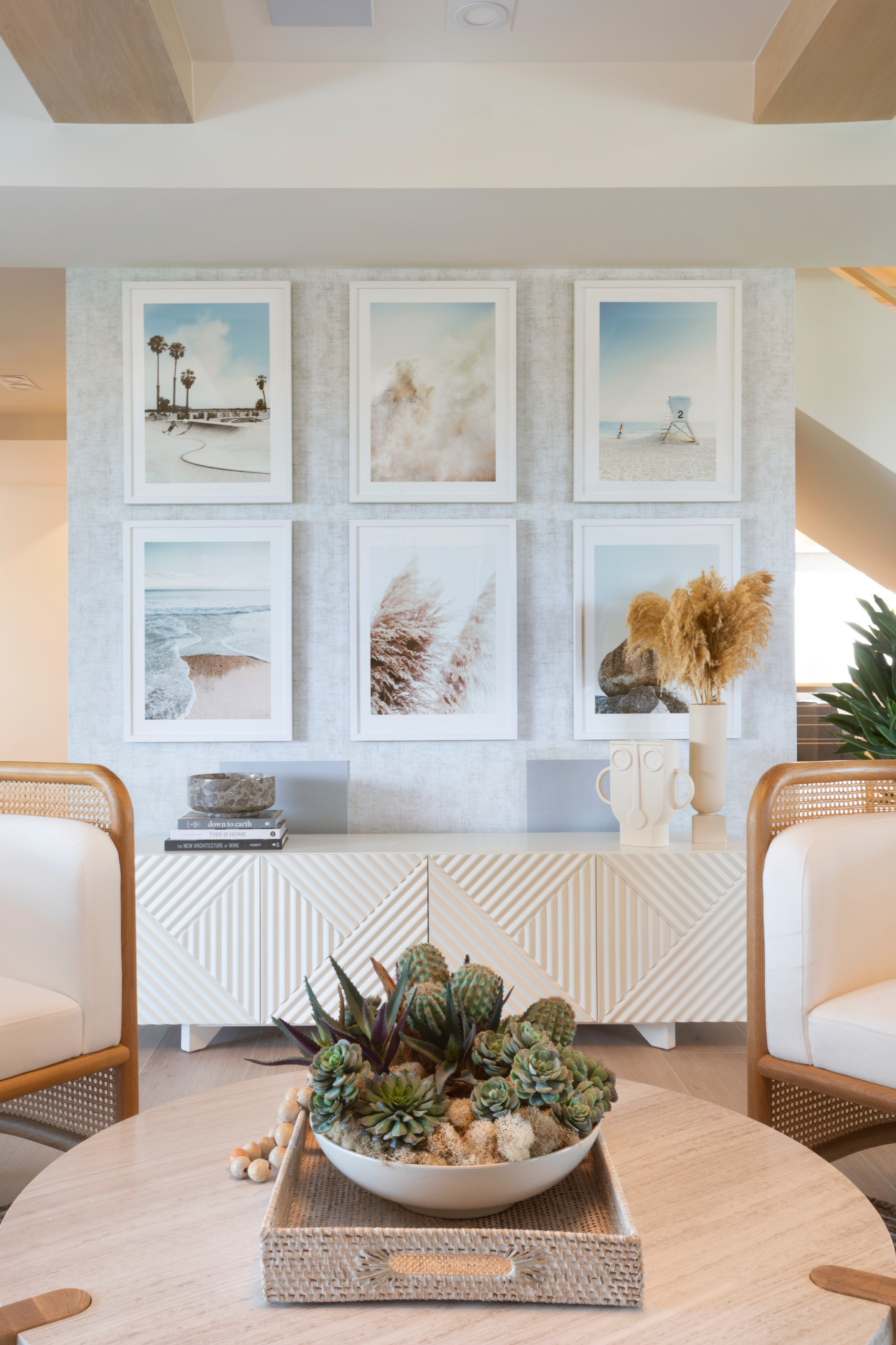 Houzz Tour: Extended Family's Vacation Home in the Florida Keys, image size:1706x2560