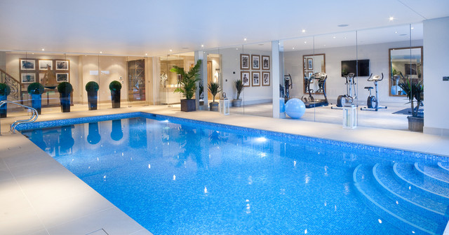 Millgate Homes contemporain-piscine