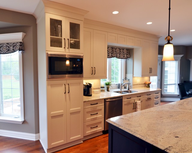 Transitional Kitchen transitional-kitchen