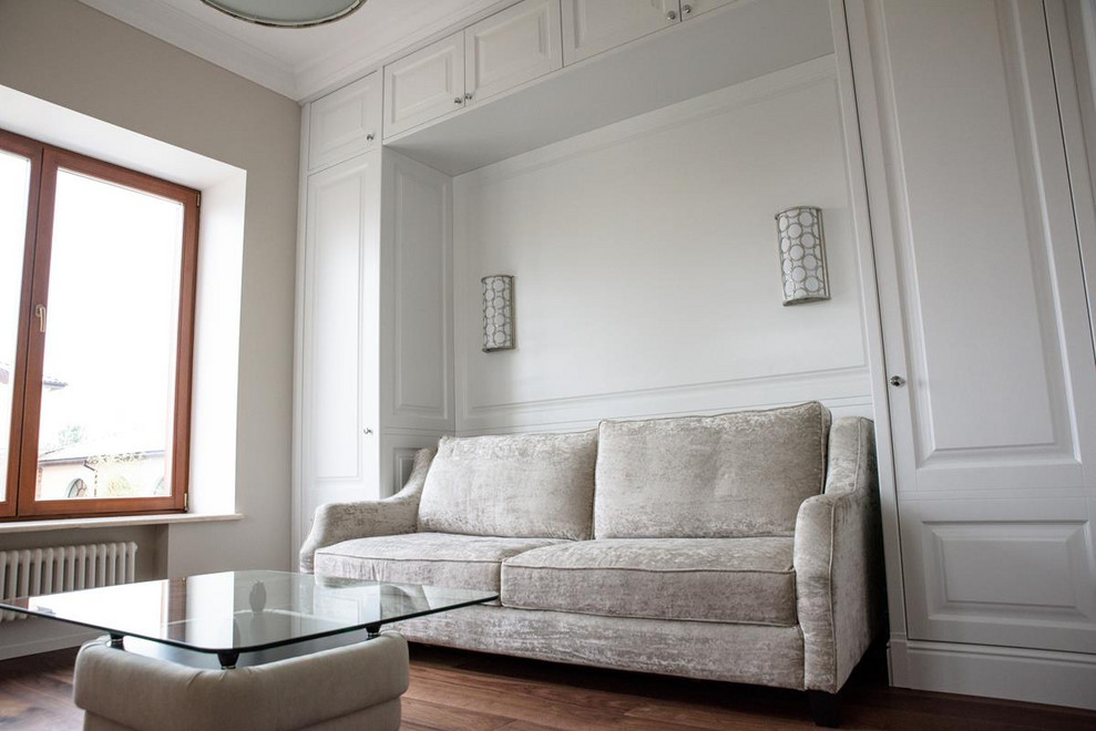 Столярные изделия в коттедж : лестницы, мебель, двери и тд.