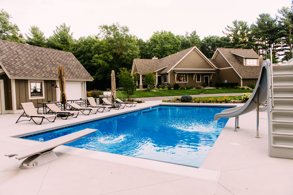 Inspiration for a traditional pool in Grand Rapids.