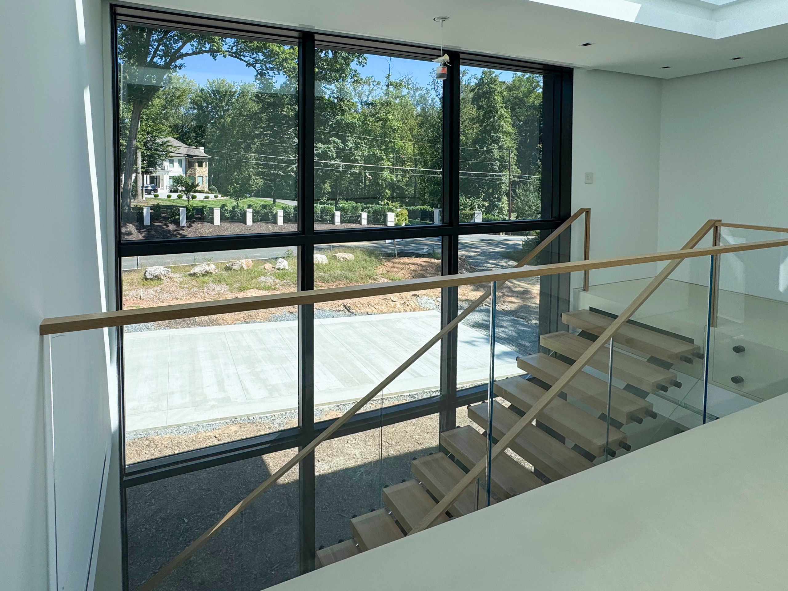 126_Visually Open and Light Contemporary Staircase, Mclean, VA 22102