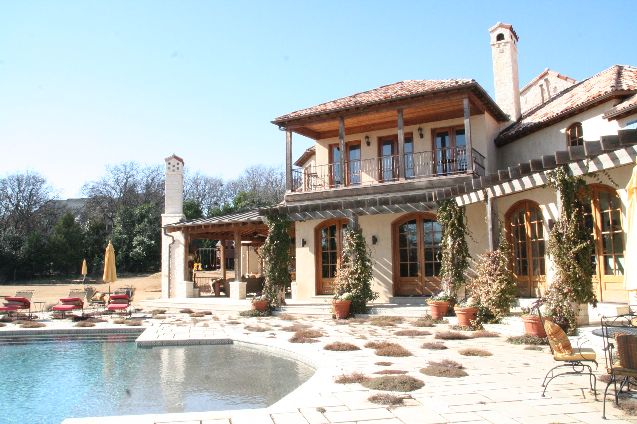 Back patio, pool deck