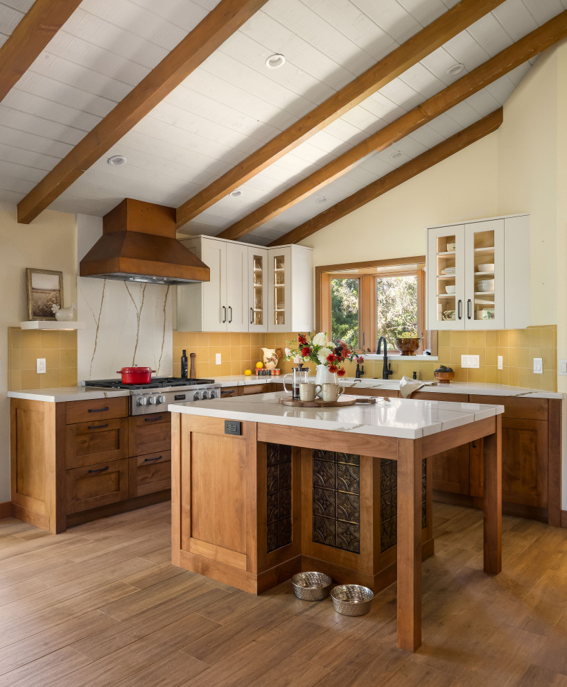 California Hills - Craftsman Charm