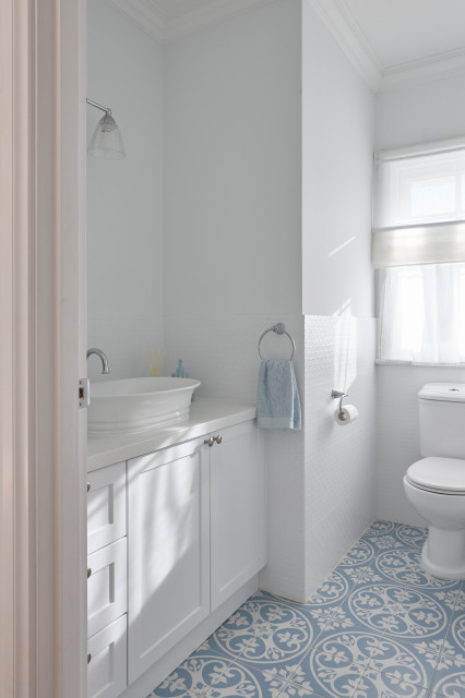 Burns Beach beach-style-powder-room