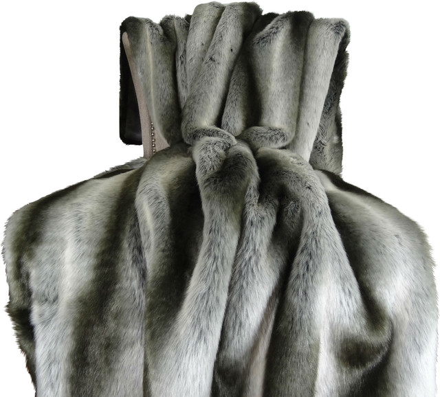 Homeroots Beddings Plutus Handmade Bedspread Gray Chinchilla Faux