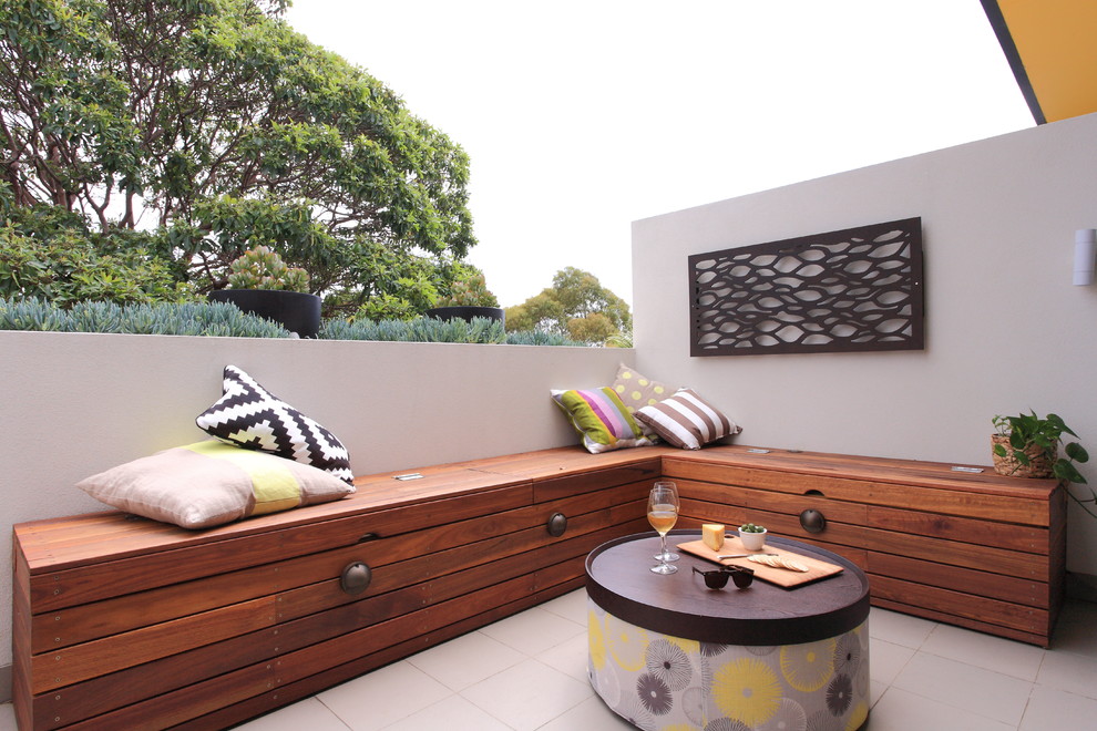Design ideas for a contemporary deck in Sydney with no cover.