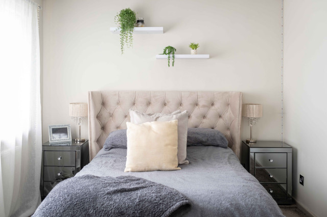Oakwood Avenue Essex contemporary-bedroom