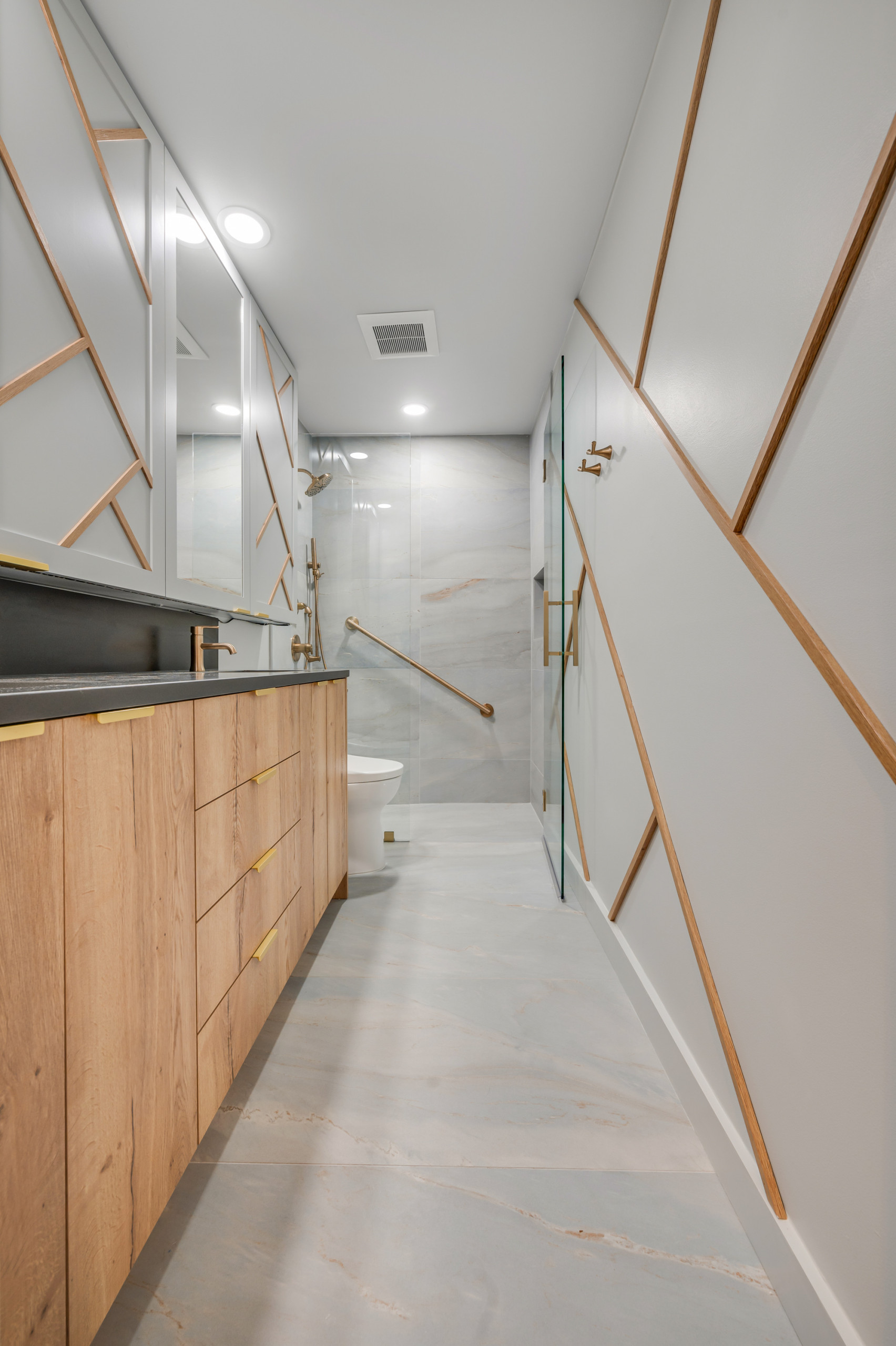 Ansley Master Bathroom