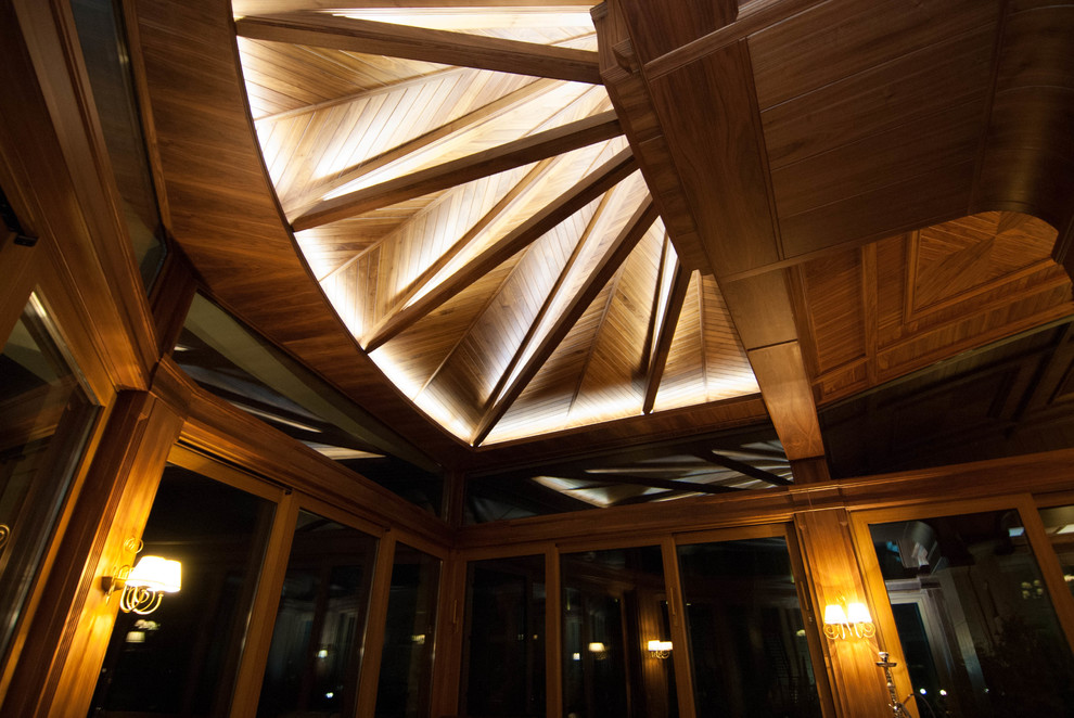 Веранда с камином