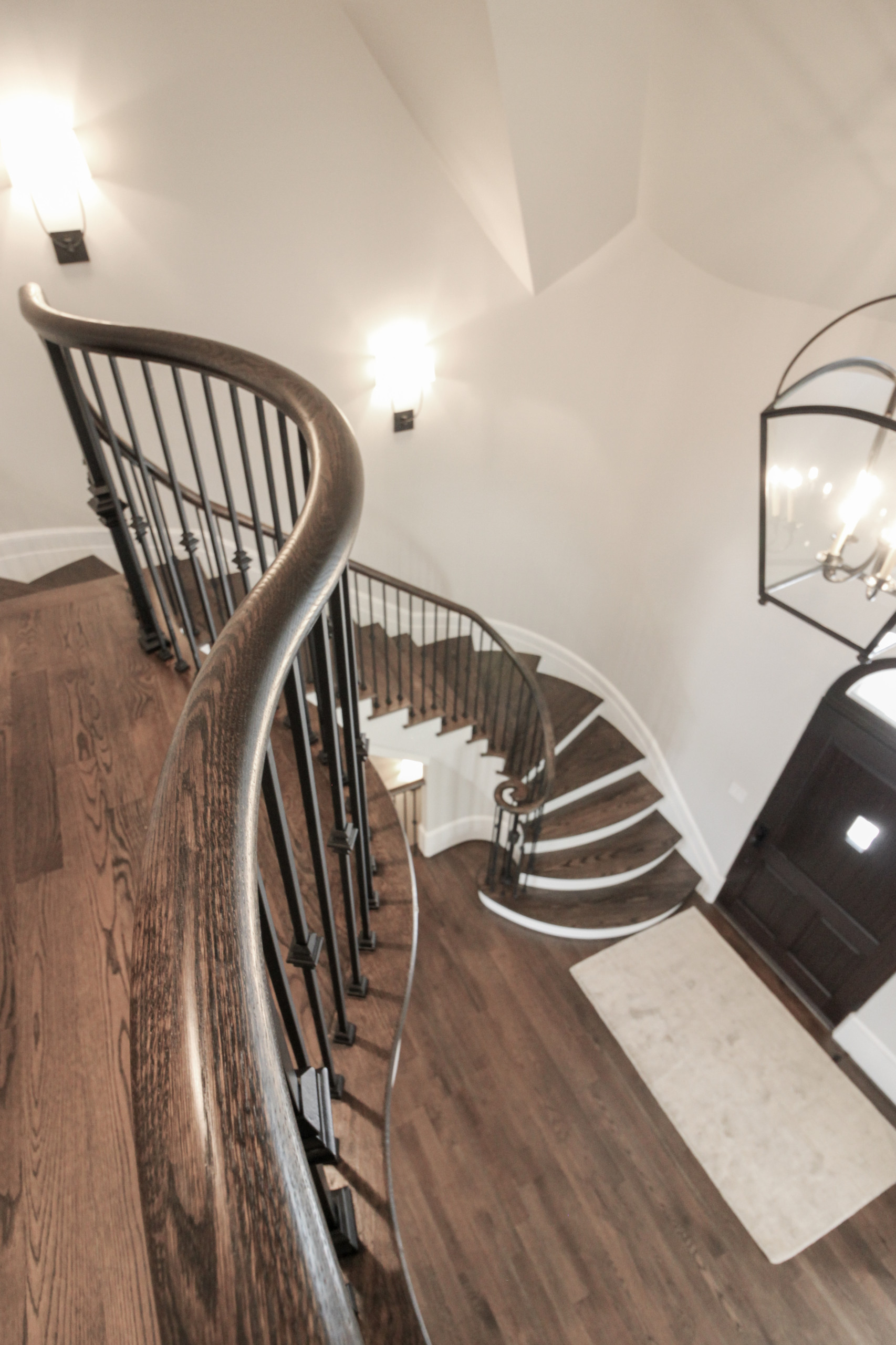 86_ Gorgeous Floating Curved Staircase, McLean VA 22066