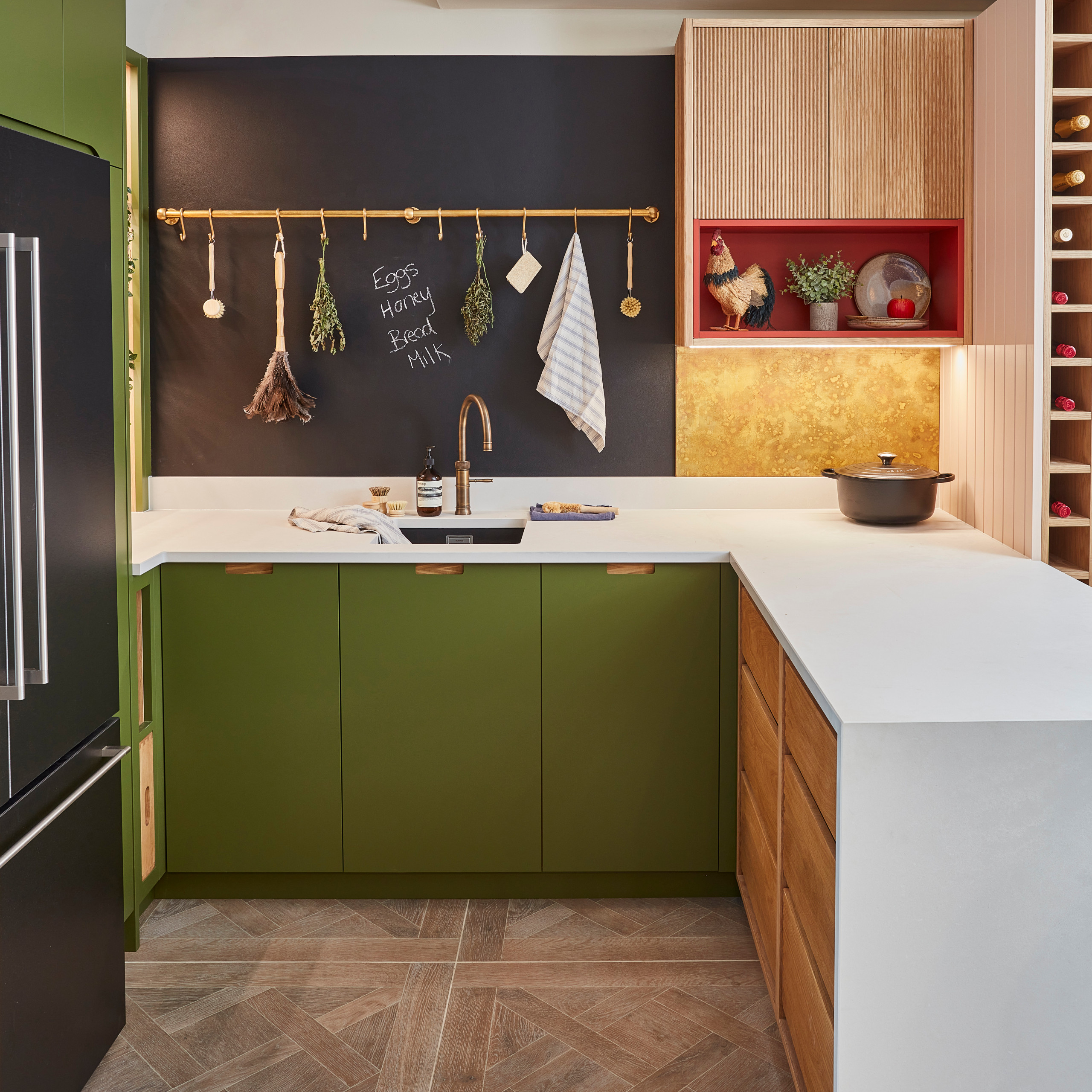 Green Kitchen Cabinets With Stainless Steel Appliances: Chic Combo