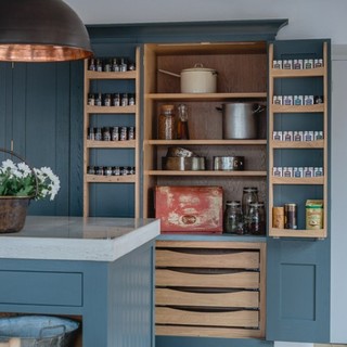Handpainted Kitchens & Interiors