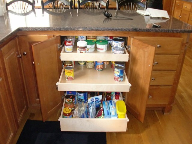 Full Extension Glide-Out Shelves
