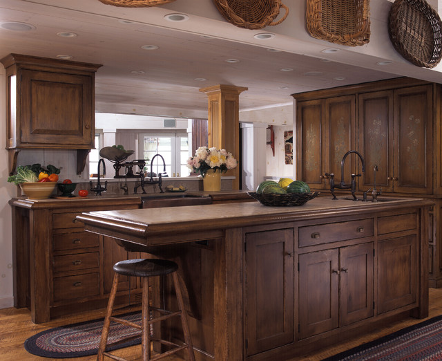 Rustic Kitchen traditional-kitchen