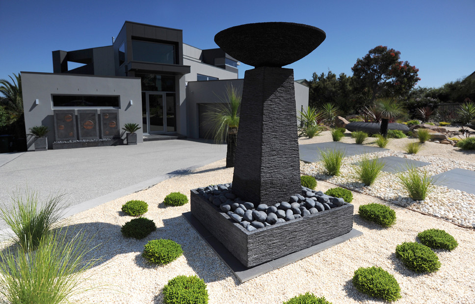 Design ideas for a modern garden in Melbourne.
