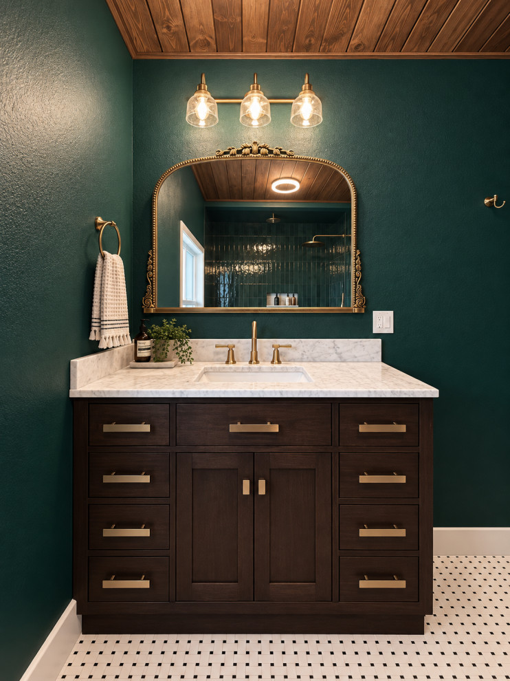 Green Bathroom