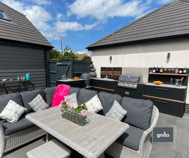 Whitstable, Kent contemporary-garden