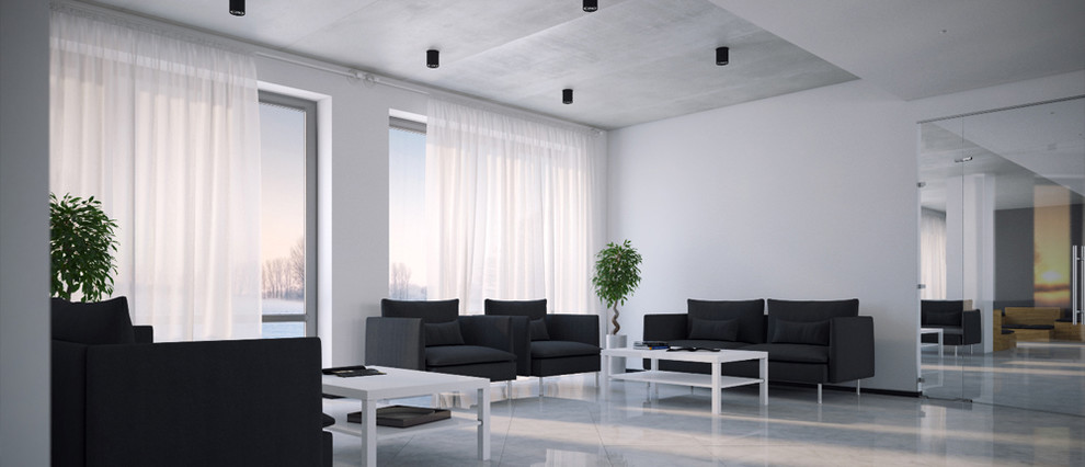 В ЛУЧАХ СОЛНЦА