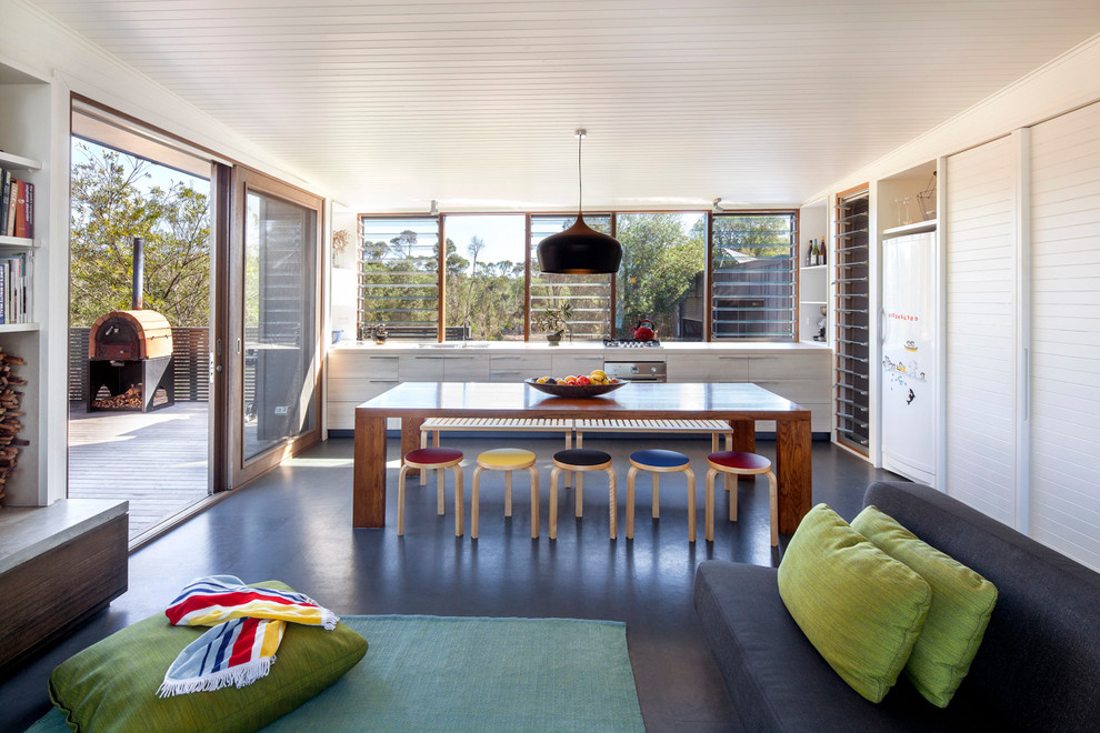 Inspiration for a beach style open plan dining in Melbourne.