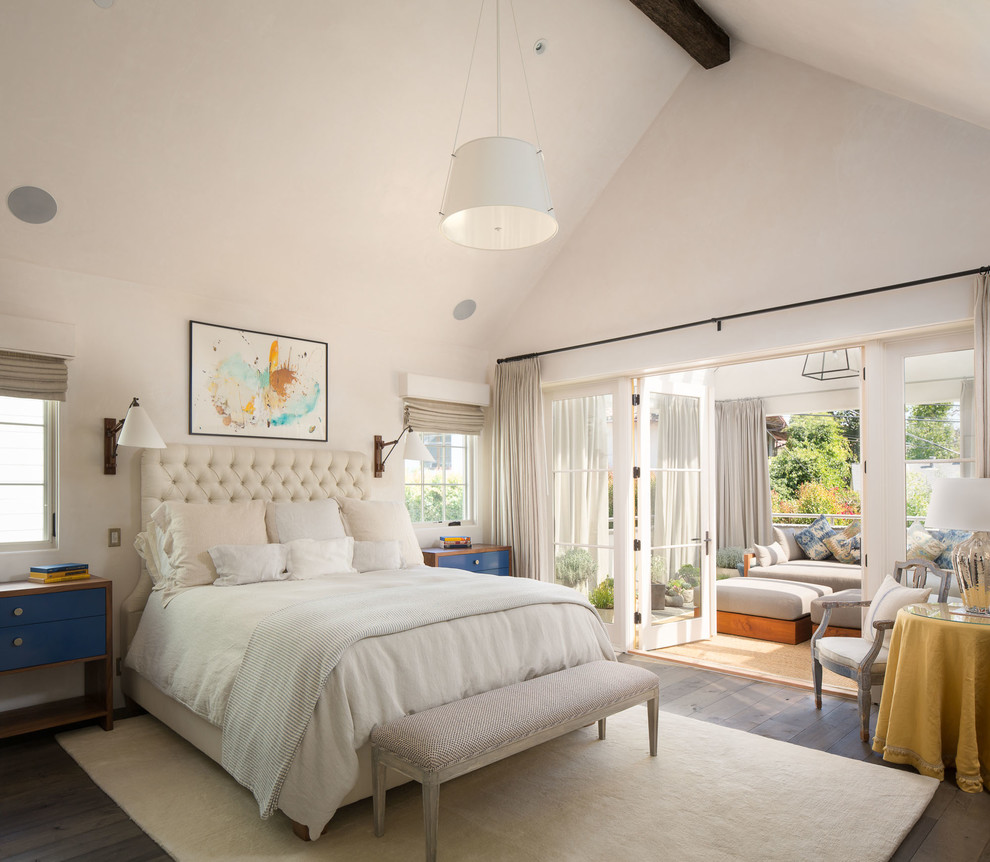 Design ideas for a transitional bedroom in Los Angeles with white walls.