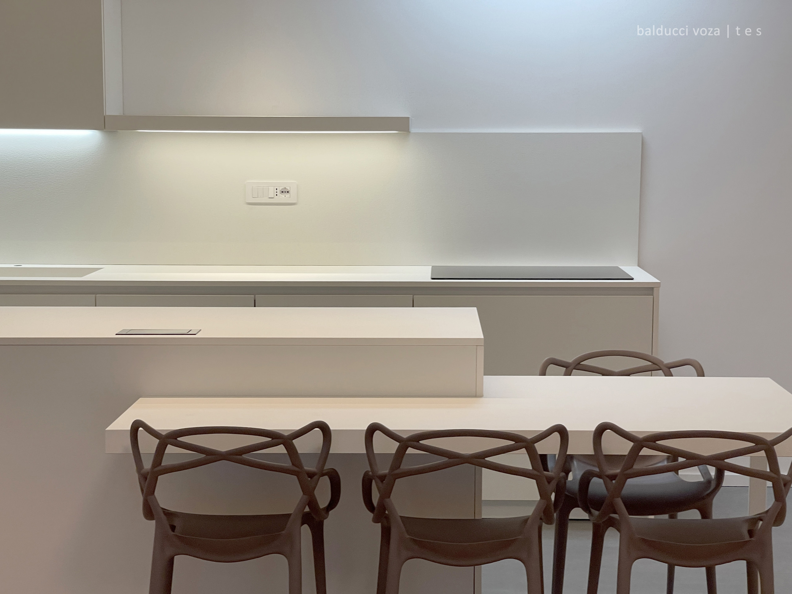 Apt_2AM Rm