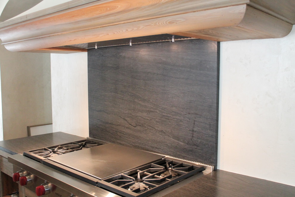 Inspiration for a transitional home design remodel in Birmingham
