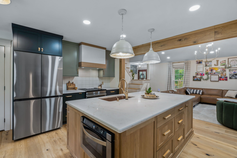 Kitchen - transitional kitchen idea
