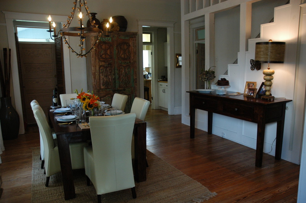Photo of a contemporary dining room in New Orleans.