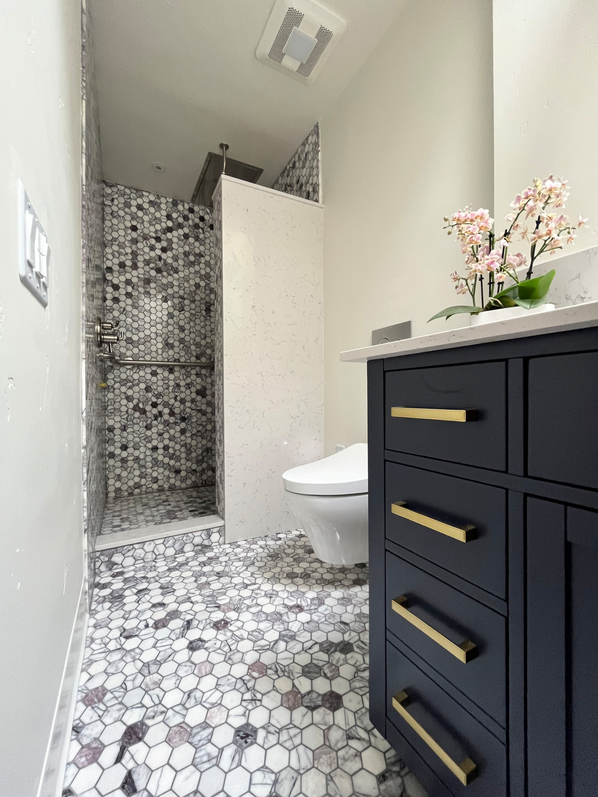 Bold Modern Bathroom with Walk In Shower