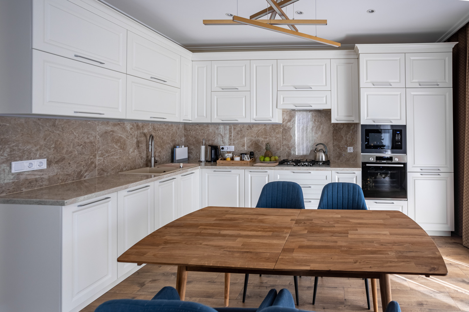 Эклектика в теплых тонах .