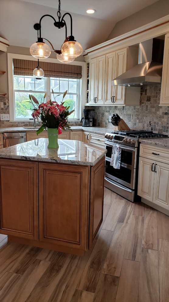 Inspiration for a transitional kitchen remodel in Providence