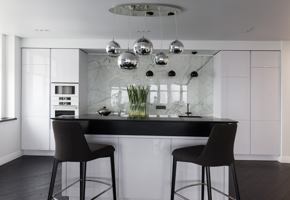 АПАРТАМЕНТЫ В ЧЕРНО-БЕЛЫХ ТОНАХ