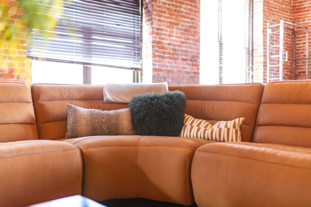 Epoxy Noir Loft - Northern Liberties