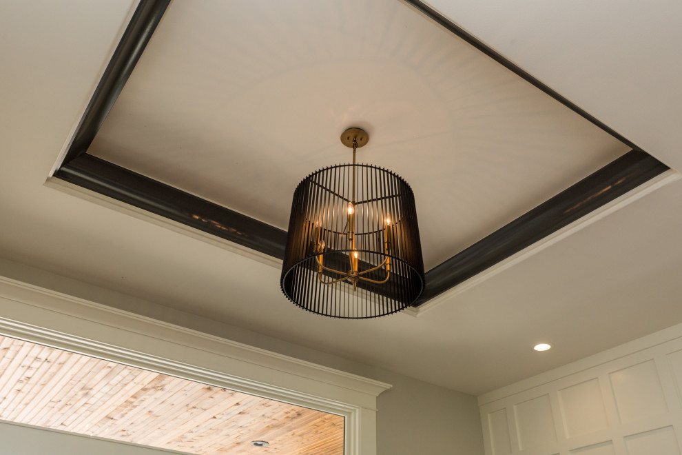 Inspiration for a transitional entryway remodel in Cedar Rapids