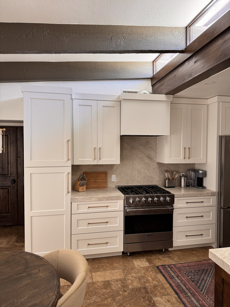 Kitchen Range Wall — Custom Hood Surround