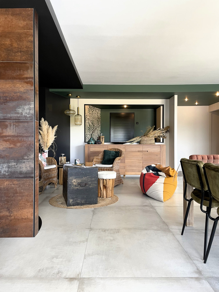 Inspiration for a medium sized contemporary open plan living room in Nantes with black walls, ceramic flooring, a wood burning stove, no tv, grey floors and a drop ceiling.