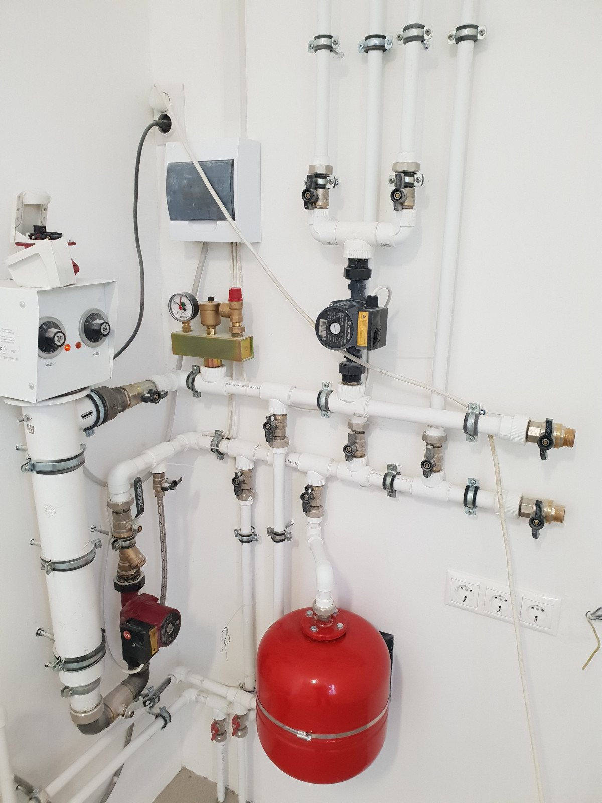 Отделка загородного дома Петродворец